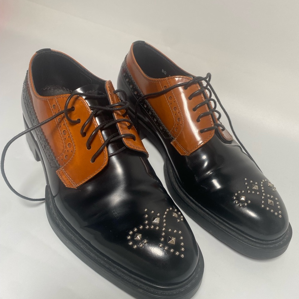 Barracuda Italian Leather Shoes – Classic Style with Light Wear